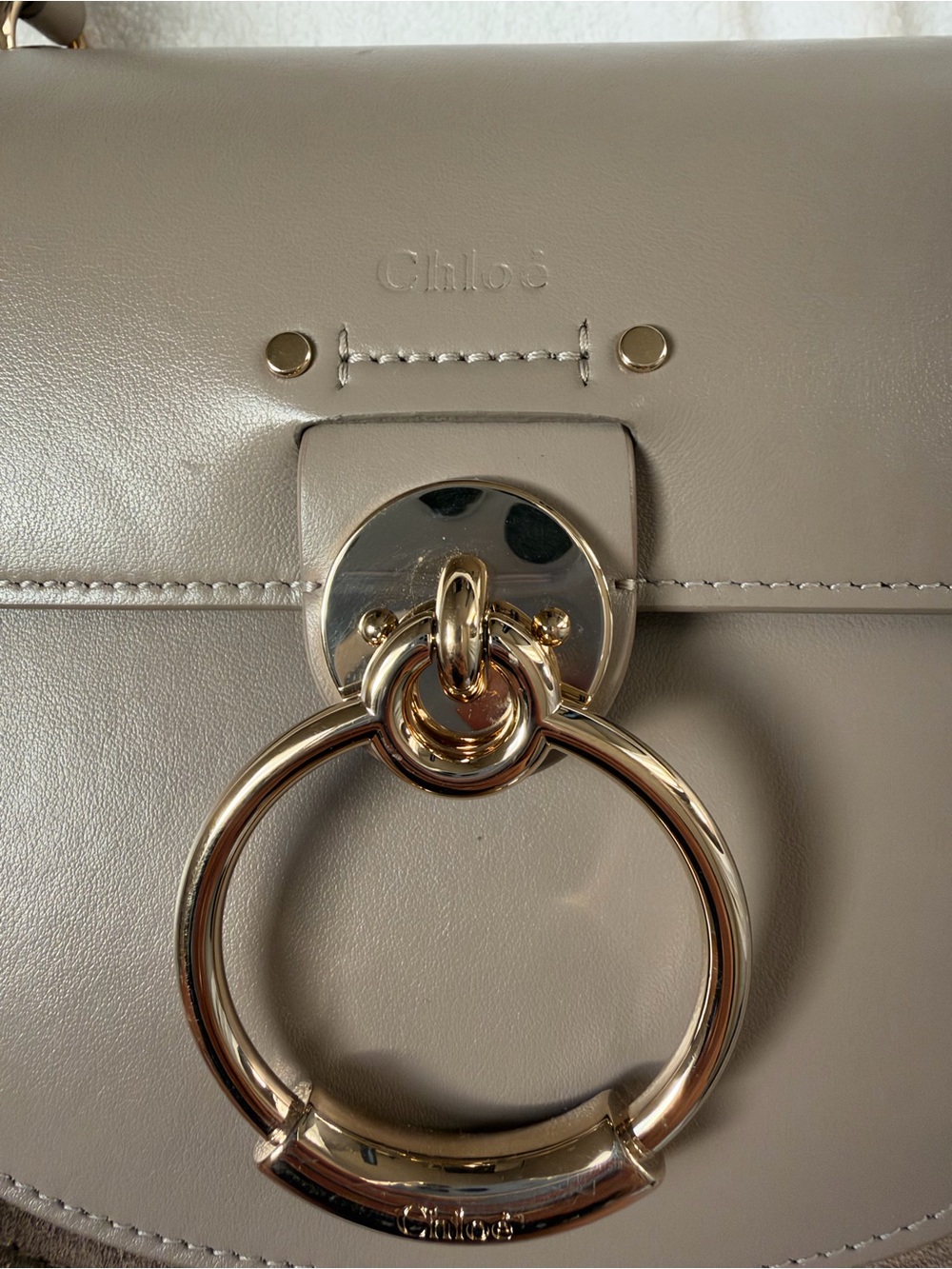Chloe Small Tess Leather Saddle Bag in Taupe. Dust bag. authentications included - Picture 3 of 15